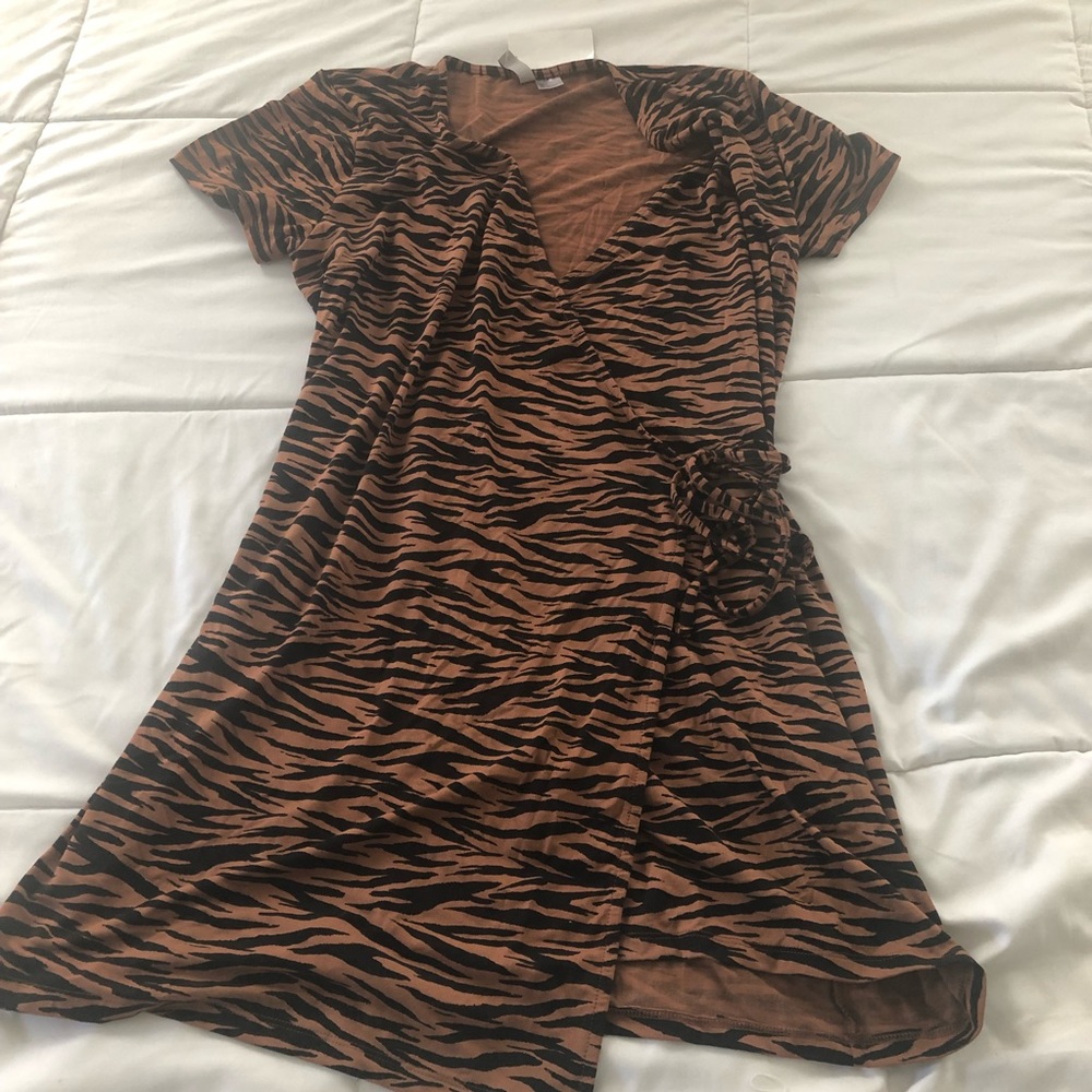 Tiger print mini wrap dress!